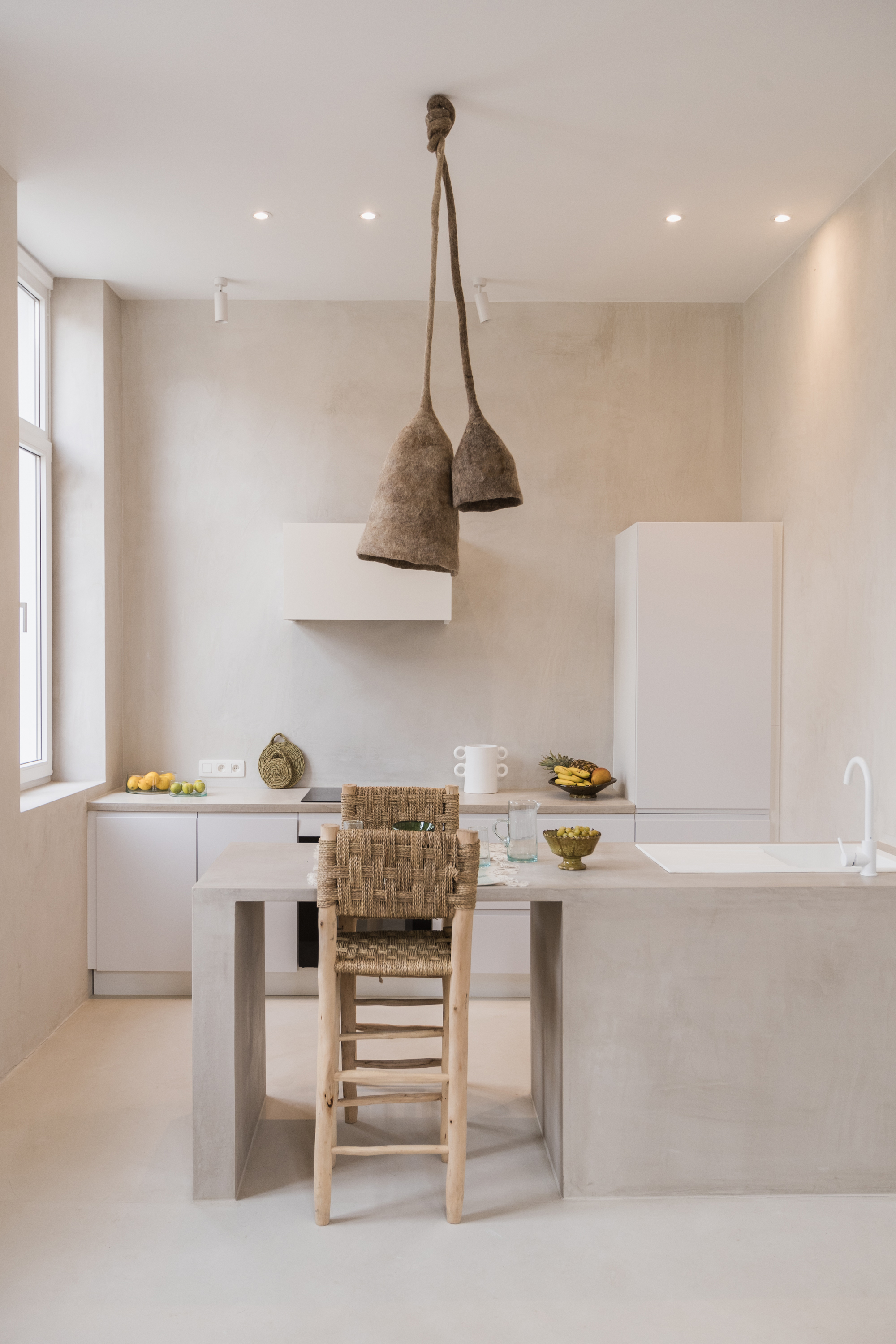 Bohemian-design interieur in Balansstraat 73, met Mortex-vloer en hedendaagse afwerking